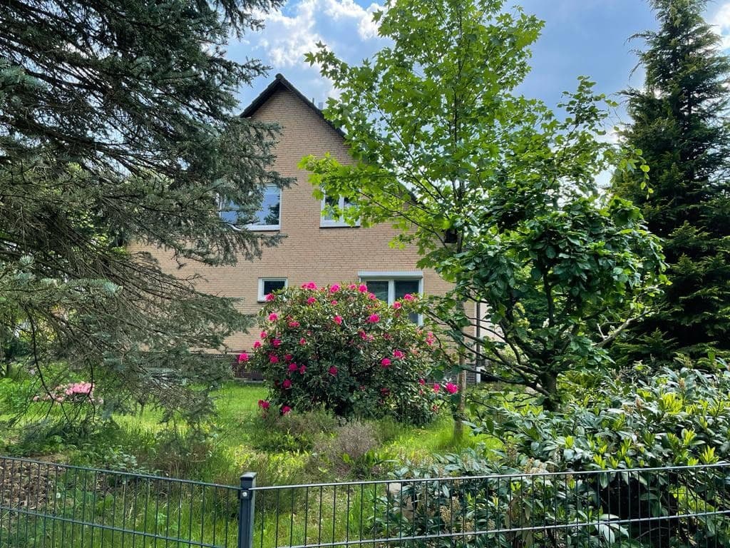 Predaj domu 195 m², pozemek 966 m², Habichtweg 5, Buchholz in der Nordheide, Dolné Sasko Predaj domu 195 m², pozemek 966 m², Habichtweg 5, Buchholz in der Nordheide, Dolné Sasko