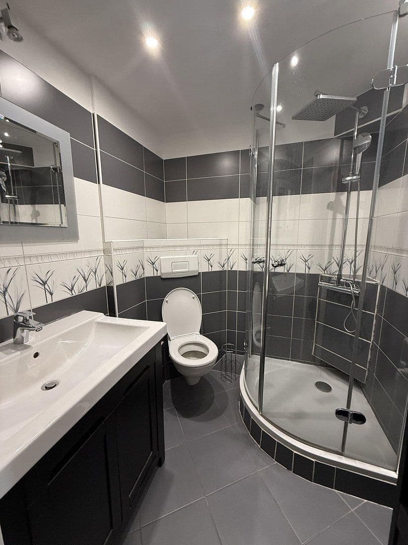 Prenájom bytu 2-izbový 59 m², Laudongasse 43, Wien, Viedeň Prenájom bytu 2-izbový 59 m², Laudongasse 43, Wien, Viedeň