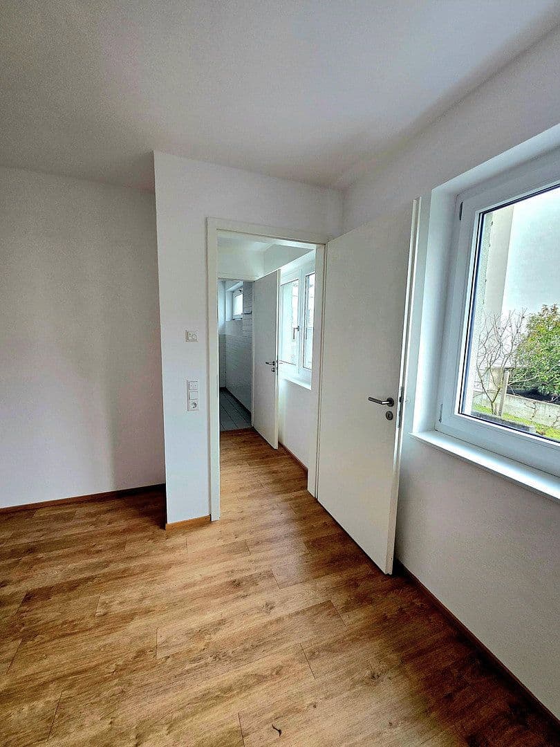 Prenájom bytu 2-izbový 69 m², Waldshut-Tiengen, Bádensko-Wurttembersko Prenájom bytu 2-izbový 69 m², Waldshut-Tiengen, Bádensko-Wurttembersko