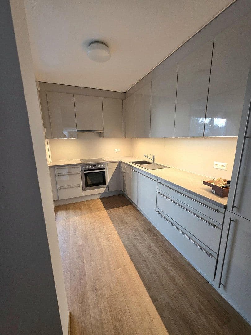Prenájom bytu 2-izbový 69 m², Waldshut-Tiengen, Bádensko-Wurttembersko Prenájom bytu 2-izbový 69 m², Waldshut-Tiengen, Bádensko-Wurttembersko