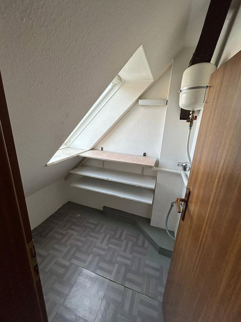 Prenájom bytu 6-izbový 160 m², Breite Str. 7, Algermissen, Dolné Sasko Prenájom bytu 6-izbový 160 m², Breite Str. 7, Algermissen, Dolné Sasko