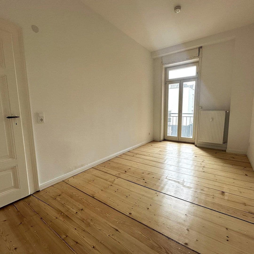 Prenájom bytu 4-izbový 123 m², Offenbach am Main, Hesensko Prenájom bytu 4-izbový 123 m², Offenbach am Main, Hesensko