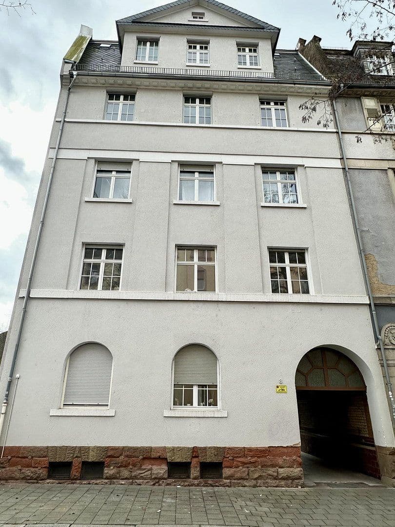 Prenájom bytu 4-izbový 123 m², Offenbach am Main, Hesensko Prenájom bytu 4-izbový 123 m², Offenbach am Main, Hesensko
