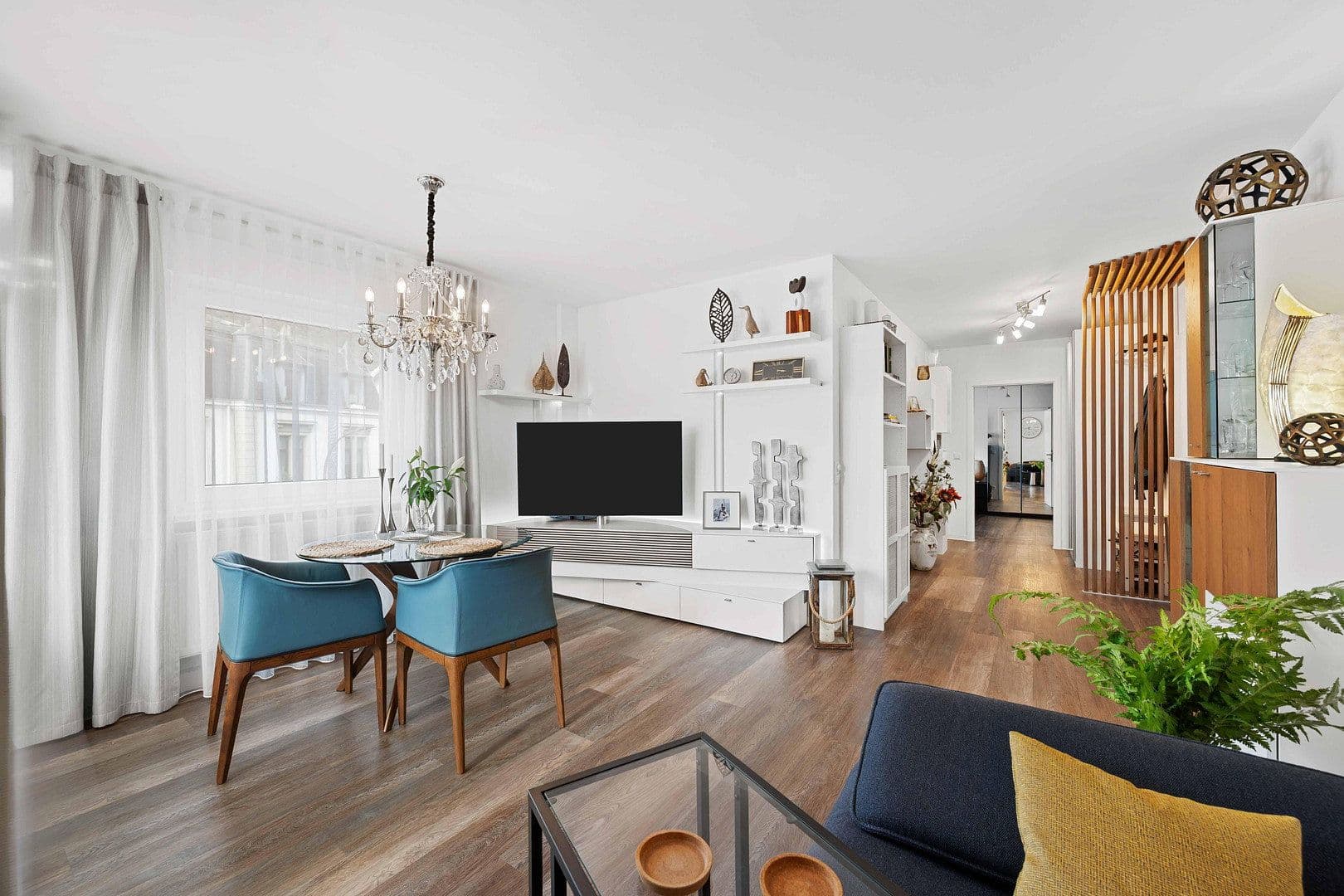 Predaj bytu 2-izbový 55 m², Baden-Baden, Bádensko-Wurttembersko Predaj bytu 2-izbový 55 m², Baden-Baden, Bádensko-Wurttembersko