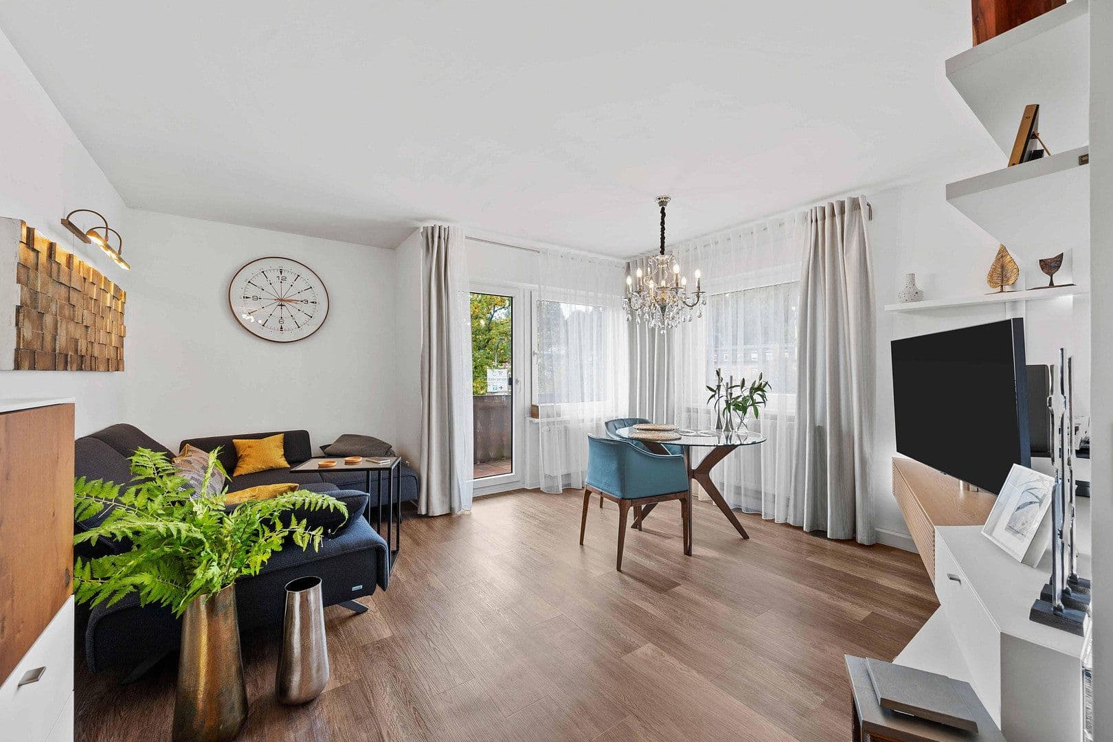 Predaj bytu 2-izbový 55 m², Baden-Baden, Bádensko-Wurttembersko Predaj bytu 2-izbový 55 m², Baden-Baden, Bádensko-Wurttembersko