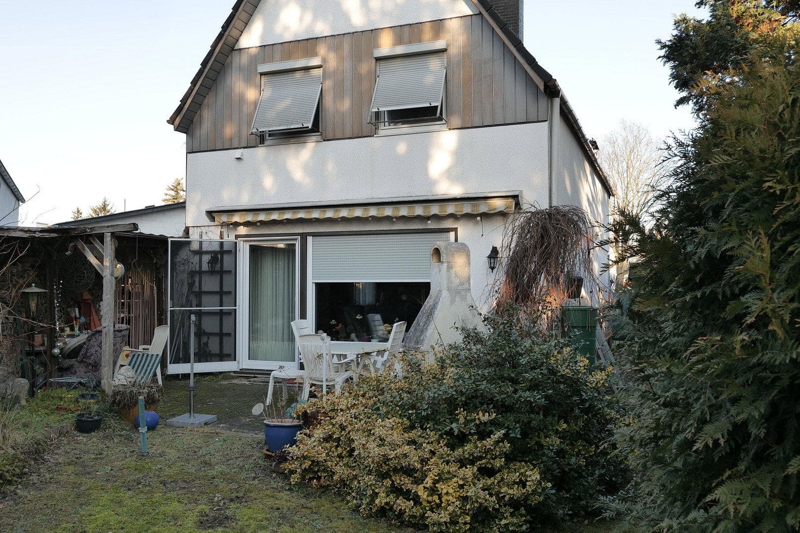 Predaj domu 120 m², pozemek 341 m², Krokusstraße 14, Berlin-Rudow, Berlín Predaj domu 120 m², pozemek 341 m², Krokusstraße 14, Berlin-Rudow, Berlín