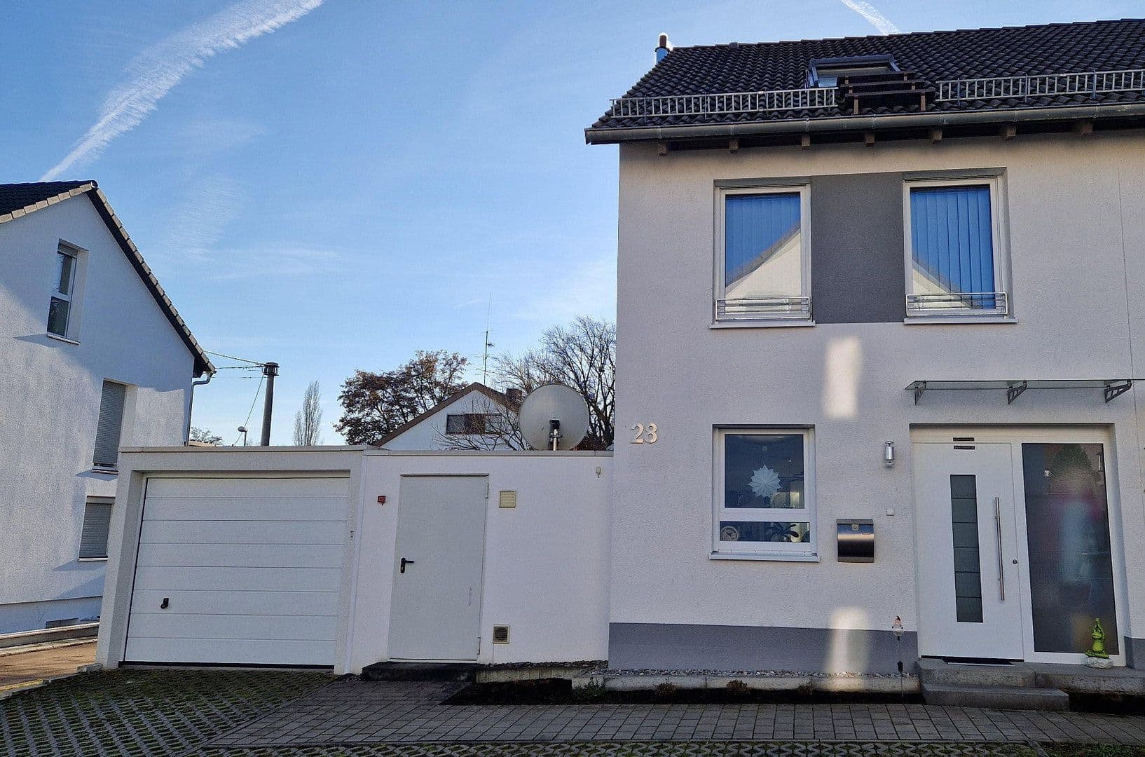 Predaj domu 136 m², pozemek 203 m², Holderweg 28, Nürtingen, Bádensko-Wurttembersko Predaj domu 136 m², pozemek 203 m², Holderweg 28, Nürtingen, Bádensko-Wurttembersko