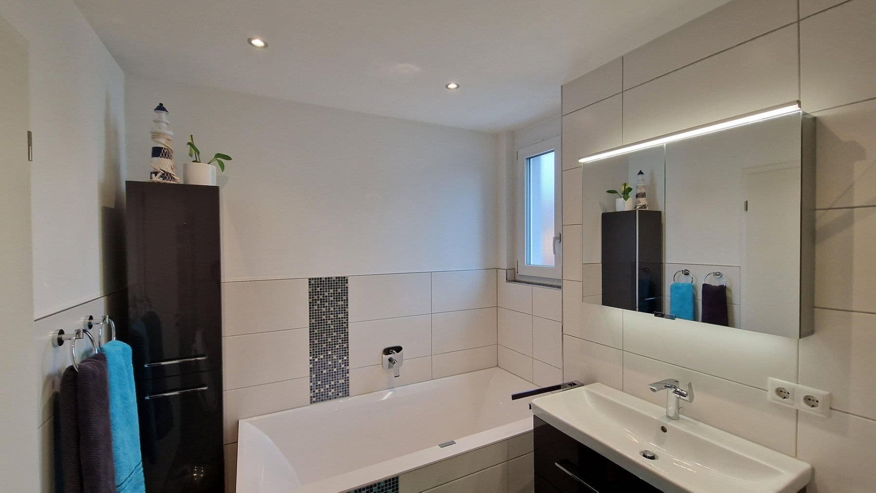 Predaj domu 136 m², pozemek 203 m², Holderweg 28, Nürtingen, Bádensko-Wurttembersko Predaj domu 136 m², pozemek 203 m², Holderweg 28, Nürtingen, Bádensko-Wurttembersko