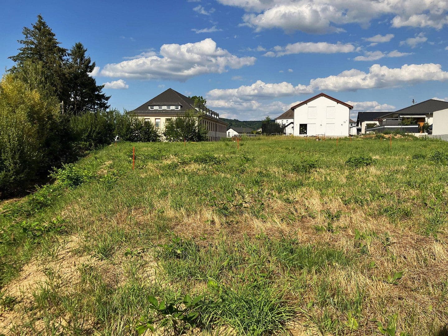 Predaj pozemku 1.102 m², Kurt-Moosdorf-Straße 15, Büdingen, Hesensko Predaj pozemku 1.102 m², Kurt-Moosdorf-Straße 15, Büdingen, Hesensko