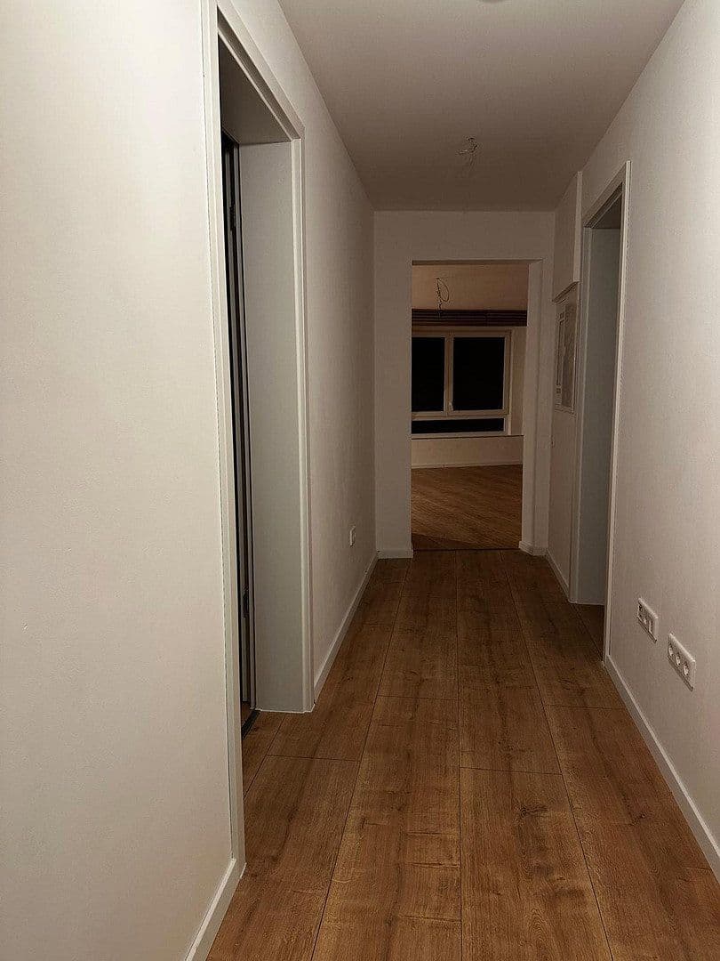 Prenájom bytu 2-izbový 78 m², Essen, Severné Porýnie - Westfálsko Prenájom bytu 2-izbový 78 m², Essen, Severné Porýnie - Westfálsko