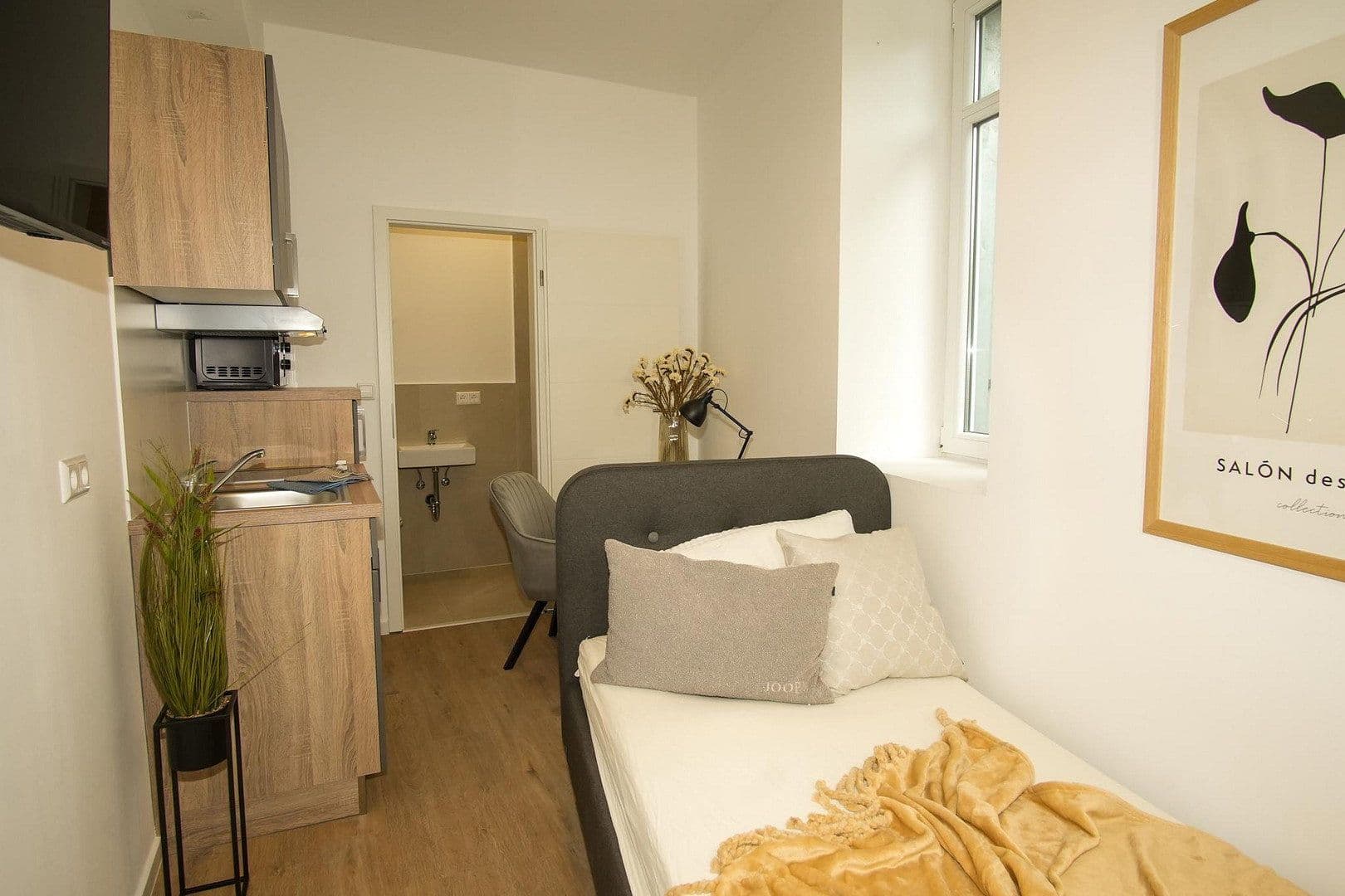 Prenájom bytu 1-izbový 20 m², Badener Str. 34, Karlsruhe, Bádensko-Wurttembersko Prenájom bytu 1-izbový 20 m², Badener Str. 34, Karlsruhe, Bádensko-Wurttembersko