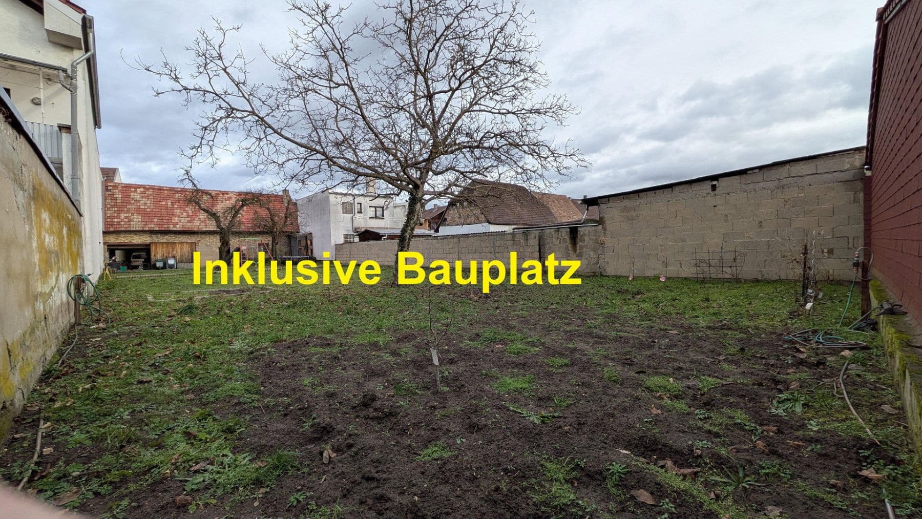 Predaj domu 193 m², pozemek 990 m², Oberhausen-Rheinhausen, Bádensko-Wurttembersko Predaj domu 193 m², pozemek 990 m², Oberhausen-Rheinhausen, Bádensko-Wurttembersko