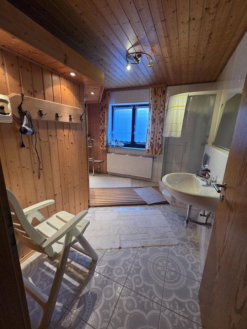 Predaj domu 275 m², pozemek 690 m², Gensingen, Porýnie-Falcko Predaj domu 275 m², pozemek 690 m², Gensingen, Porýnie-Falcko