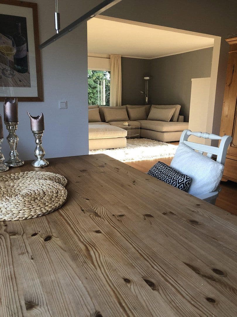 Predaj domu 253 m², pozemek 867 m², Heidenrod, Hesensko Predaj domu 253 m², pozemek 867 m², Heidenrod, Hesensko