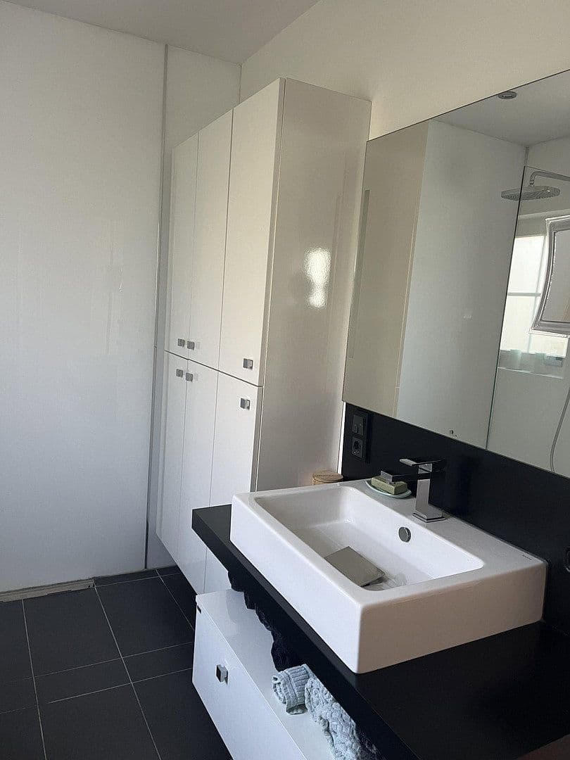 Predaj domu 253 m², pozemek 867 m², Heidenrod, Hesensko Predaj domu 253 m², pozemek 867 m², Heidenrod, Hesensko