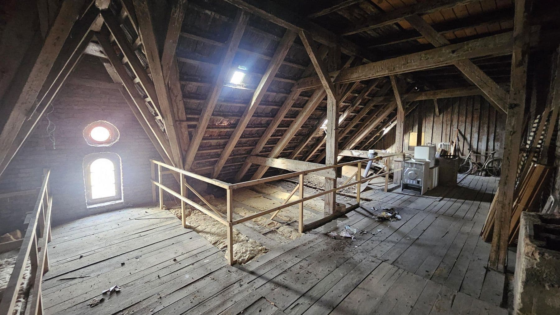 Predaj bytu 6-izbový 160 m², Emser Str. 76, Berlin, Berlín Predaj bytu 6-izbový 160 m², Emser Str. 76, Berlin, Berlín