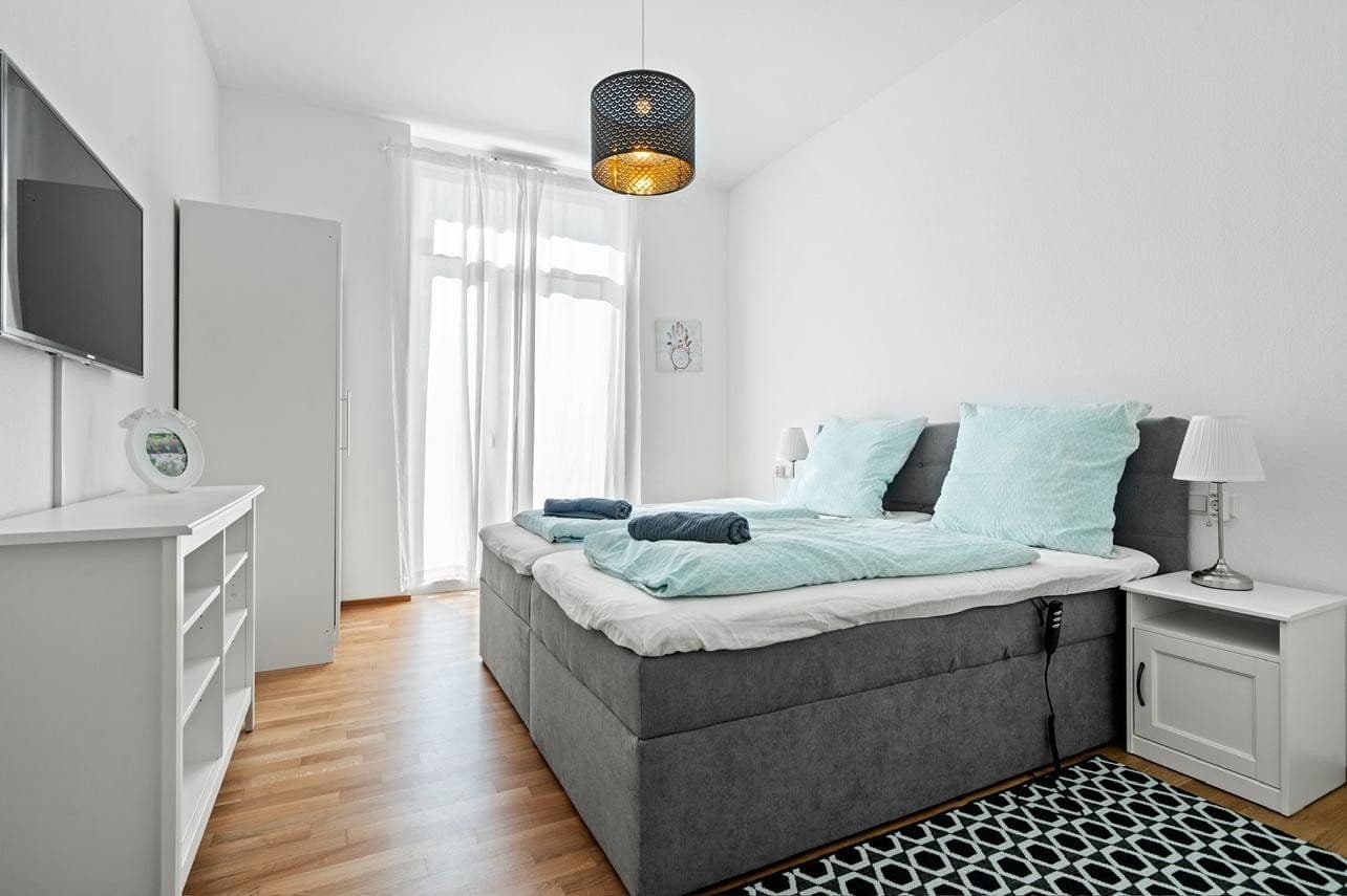 Prenájom bytu 3-izbový 105 m², Friedrichshafen, Bádensko-Wurttembersko Prenájom bytu 3-izbový 105 m², Friedrichshafen, Bádensko-Wurttembersko