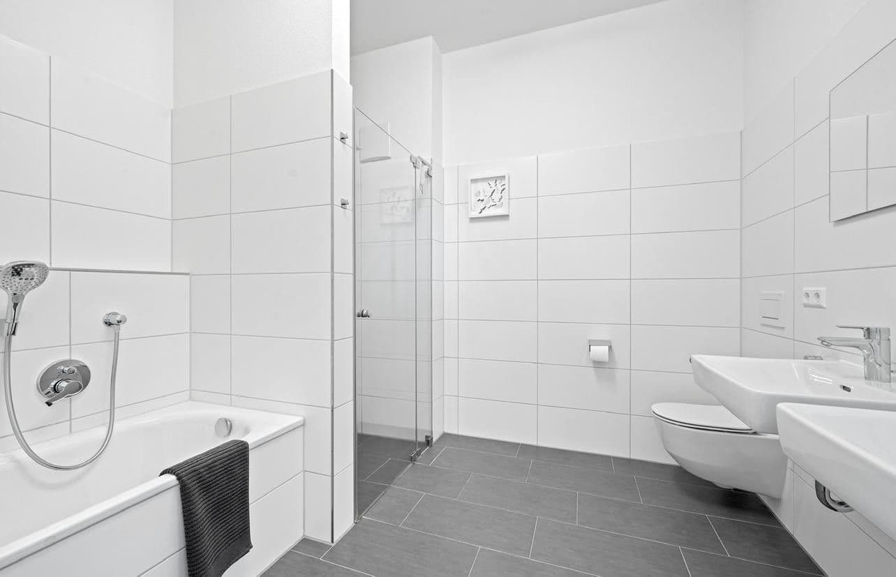 Prenájom bytu 3-izbový 105 m², Friedrichshafen, Bádensko-Wurttembersko Prenájom bytu 3-izbový 105 m², Friedrichshafen, Bádensko-Wurttembersko