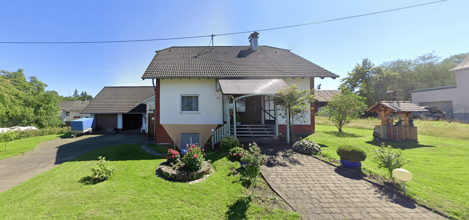 Predaj domu 225 m², pozemek 1.118 m², Raiffeisenstrasse 19, Biebern, Porýnie-Falcko Predaj domu 225 m², pozemek 1.118 m², Raiffeisenstrasse 19, Biebern, Porýnie-Falcko