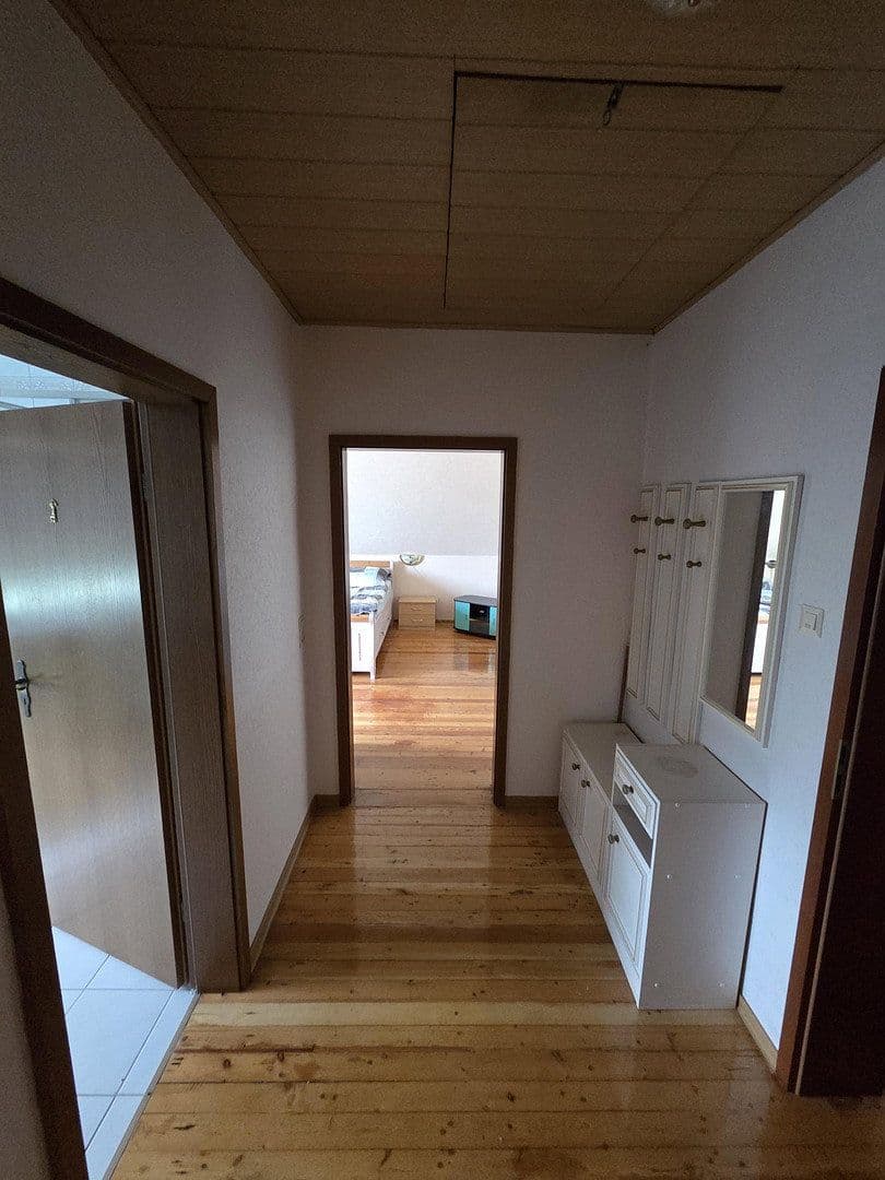 Predaj domu 225 m², pozemek 1.118 m², Raiffeisenstrasse 19, Biebern, Porýnie-Falcko Predaj domu 225 m², pozemek 1.118 m², Raiffeisenstrasse 19, Biebern, Porýnie-Falcko