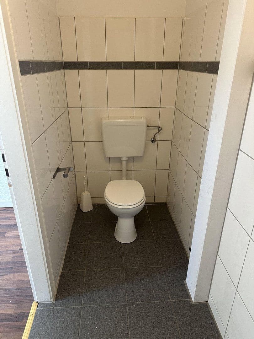 Prenájom bytu 2-izbový 52 m², Uerdingerstr 224, Krefeld, Severné Porýnie - Westfálsko Prenájom bytu 2-izbový 52 m², Uerdingerstr 224, Krefeld, Severné Porýnie - Westfálsko