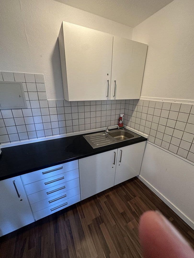 Prenájom bytu 2-izbový 52 m², Uerdingerstr 224, Krefeld, Severné Porýnie - Westfálsko Prenájom bytu 2-izbový 52 m², Uerdingerstr 224, Krefeld, Severné Porýnie - Westfálsko