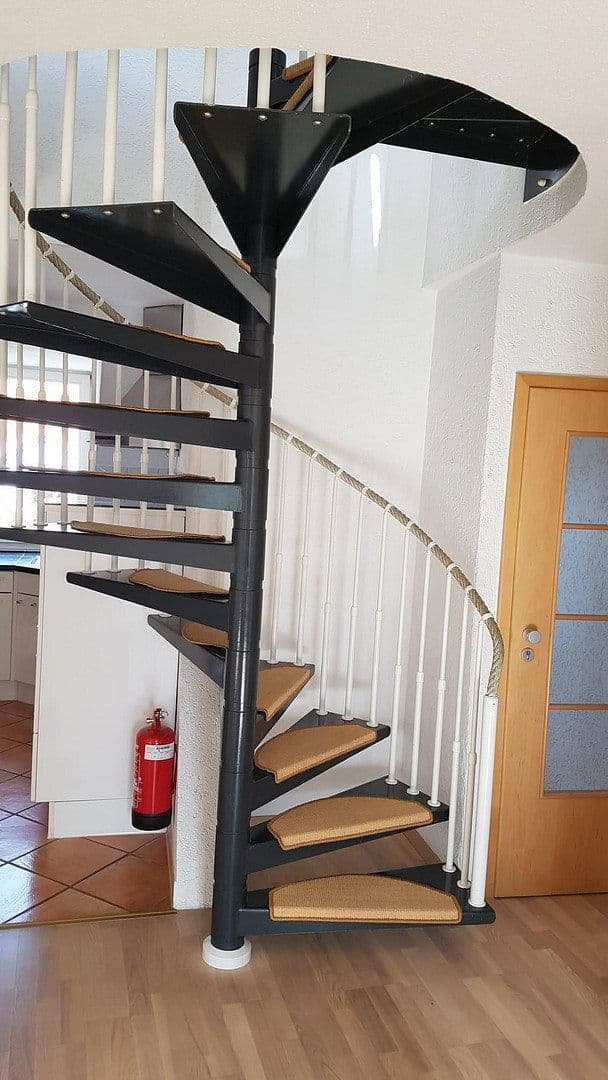 Predaj domu 157 m², pozemek 101 m², Karlsruhe, Bádensko-Wurttembersko Predaj domu 157 m², pozemek 101 m², Karlsruhe, Bádensko-Wurttembersko