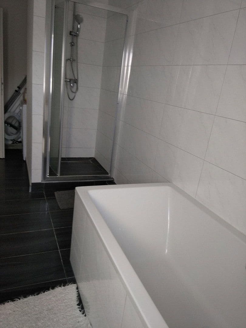 Predaj bytu 3-izbový 82 m², Berlin, Berlín Predaj bytu 3-izbový 82 m², Berlin, Berlín