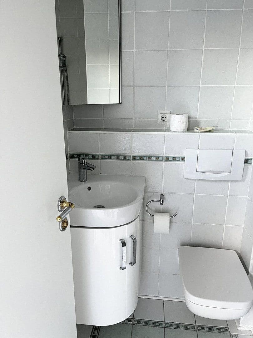 Prenájom domu 170 m², pozemek 409 m², Saiblingstr.6, Eching, Bavorsko Prenájom domu 170 m², pozemek 409 m², Saiblingstr.6, Eching, Bavorsko