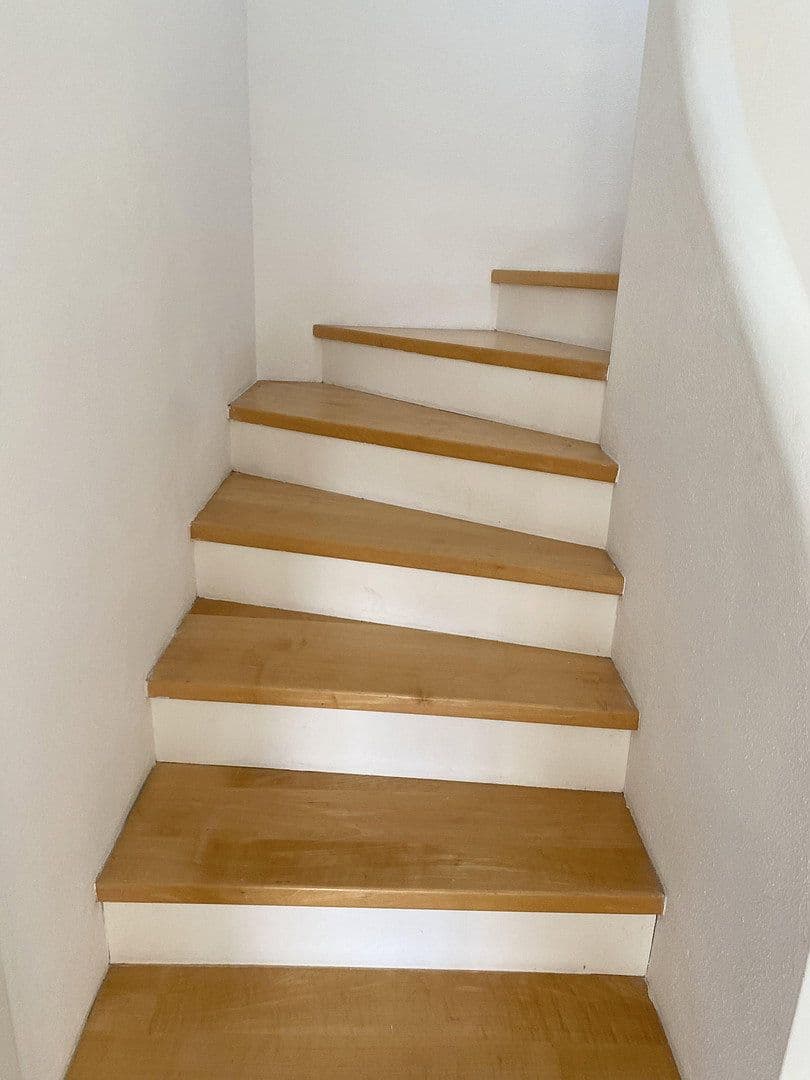 Prenájom domu 170 m², pozemek 409 m², Saiblingstr.6, Eching, Bavorsko Prenájom domu 170 m², pozemek 409 m², Saiblingstr.6, Eching, Bavorsko