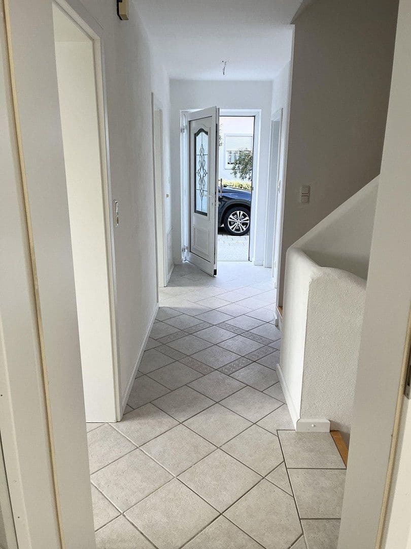 Prenájom domu 170 m², pozemek 409 m², Saiblingstr.6, Eching, Bavorsko Prenájom domu 170 m², pozemek 409 m², Saiblingstr.6, Eching, Bavorsko