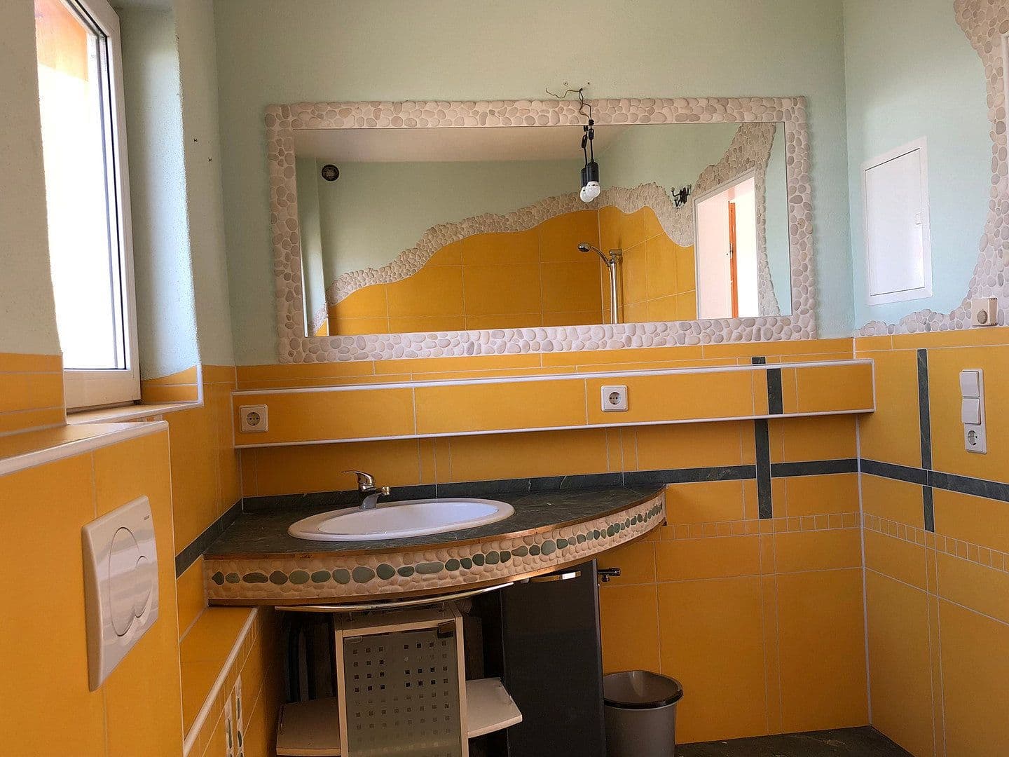 Prenájom nebytového priestoru 1.000 m², Breisach am Rhein, Bádensko-Wurttembersko Prenájom nebytového priestoru 1.000 m², Breisach am Rhein, Bádensko-Wurttembersko