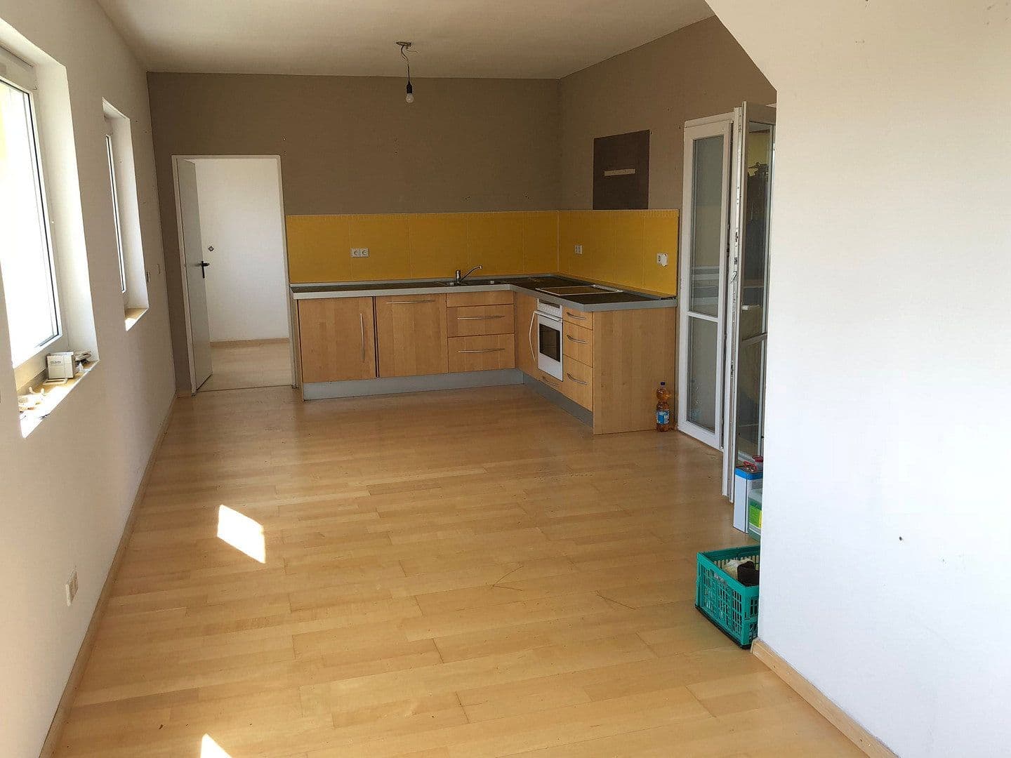 Prenájom nebytového priestoru 1.000 m², Breisach am Rhein, Bádensko-Wurttembersko Prenájom nebytového priestoru 1.000 m², Breisach am Rhein, Bádensko-Wurttembersko