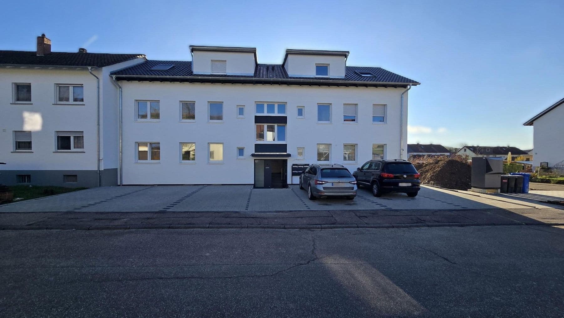 Prenájom bytu 2-izbový 64 m², Gemmingen, Bádensko-Wurttembersko Prenájom bytu 2-izbový 64 m², Gemmingen, Bádensko-Wurttembersko