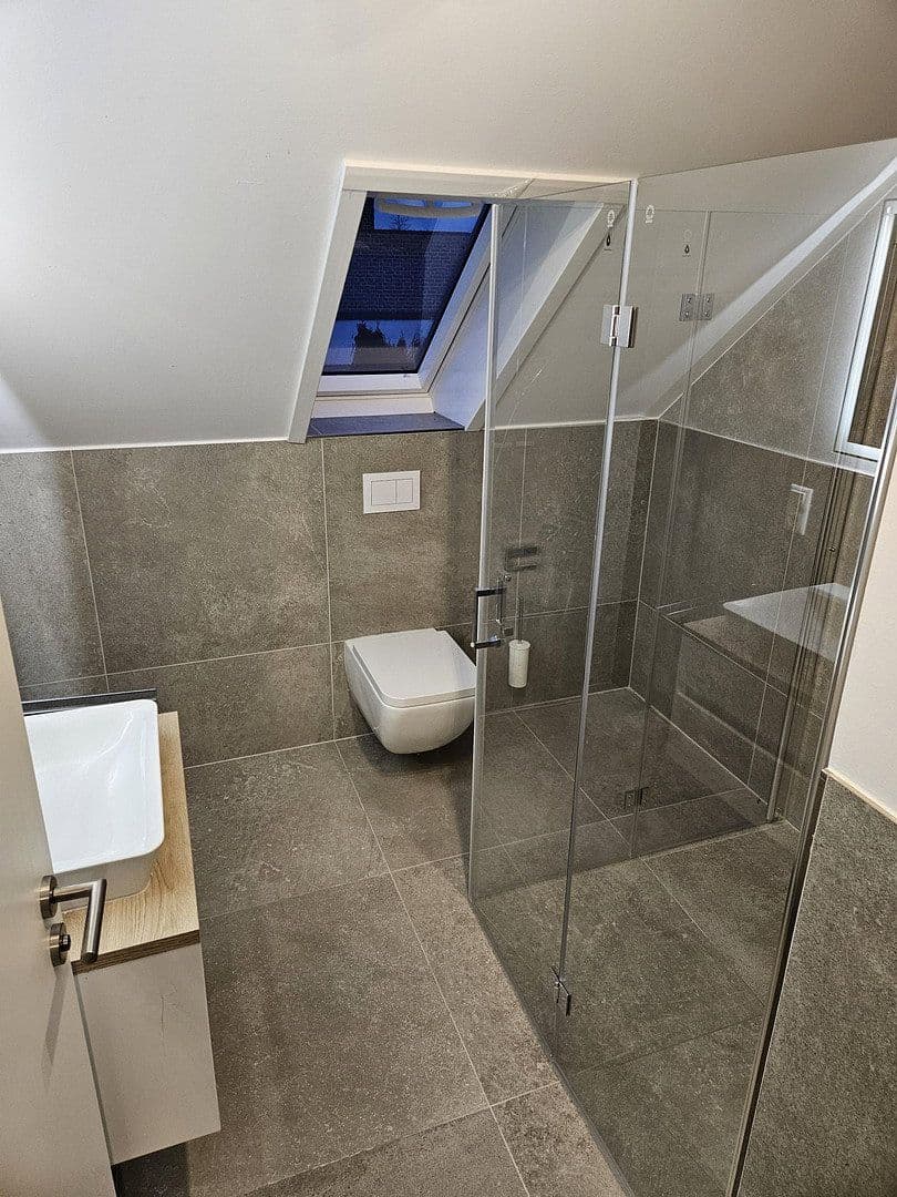 Prenájom bytu 3-izbový 106 m², Jann-Berghaus-Straße 16, Moormerland, Dolné Sasko Prenájom bytu 3-izbový 106 m², Jann-Berghaus-Straße 16, Moormerland, Dolné Sasko