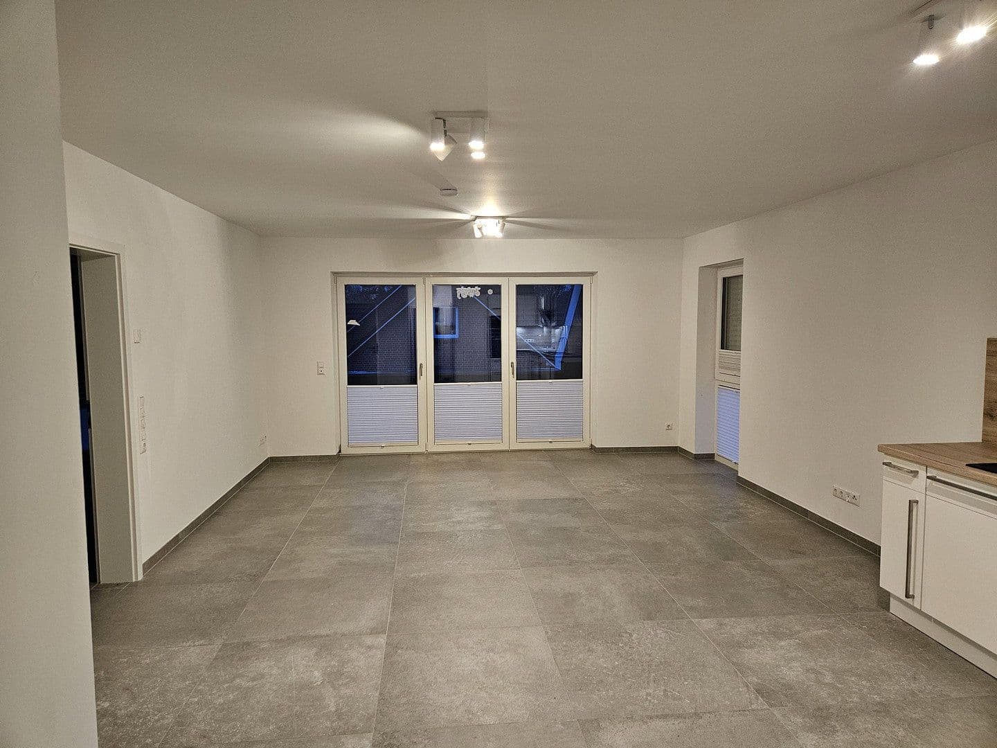 Prenájom bytu 3-izbový 106 m², Jann-Berghaus-Straße 16, Moormerland, Dolné Sasko Prenájom bytu 3-izbový 106 m², Jann-Berghaus-Straße 16, Moormerland, Dolné Sasko