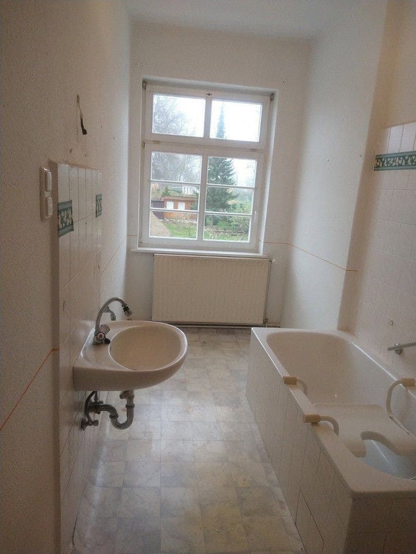 Predaj domu 335 m², pozemek 725 m², Ernst-Thälmann-Straße 13, Sagard, Meklenbursko-Predpomoransko Predaj domu 335 m², pozemek 725 m², Ernst-Thälmann-Straße 13, Sagard, Meklenbursko-Predpomoransko