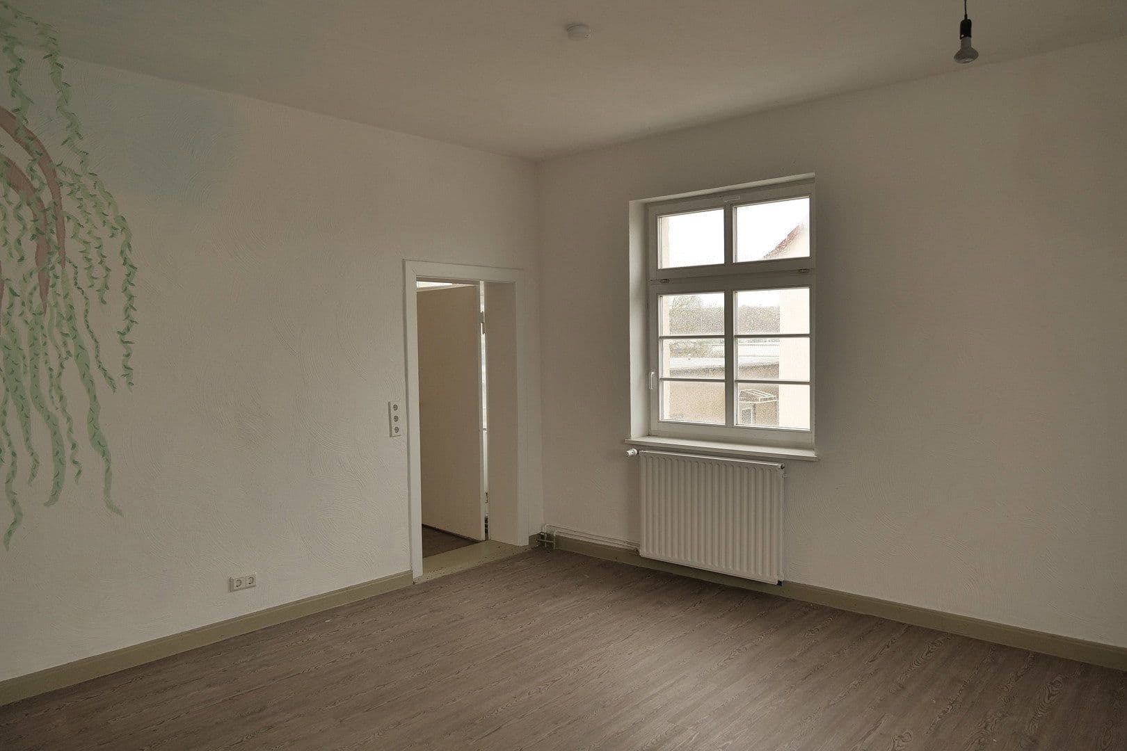 Predaj domu 335 m², pozemek 725 m², Ernst-Thälmann-Straße 13, Sagard, Meklenbursko-Predpomoransko Predaj domu 335 m², pozemek 725 m², Ernst-Thälmann-Straße 13, Sagard, Meklenbursko-Predpomoransko
