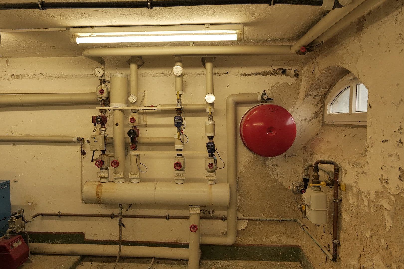 Predaj domu 335 m², pozemek 725 m², Ernst-Thälmann-Straße 13, Sagard, Meklenbursko-Predpomoransko Predaj domu 335 m², pozemek 725 m², Ernst-Thälmann-Straße 13, Sagard, Meklenbursko-Predpomoransko