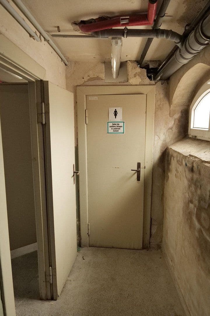 Predaj domu 335 m², pozemek 725 m², Ernst-Thälmann-Straße 13, Sagard, Meklenbursko-Predpomoransko Predaj domu 335 m², pozemek 725 m², Ernst-Thälmann-Straße 13, Sagard, Meklenbursko-Predpomoransko