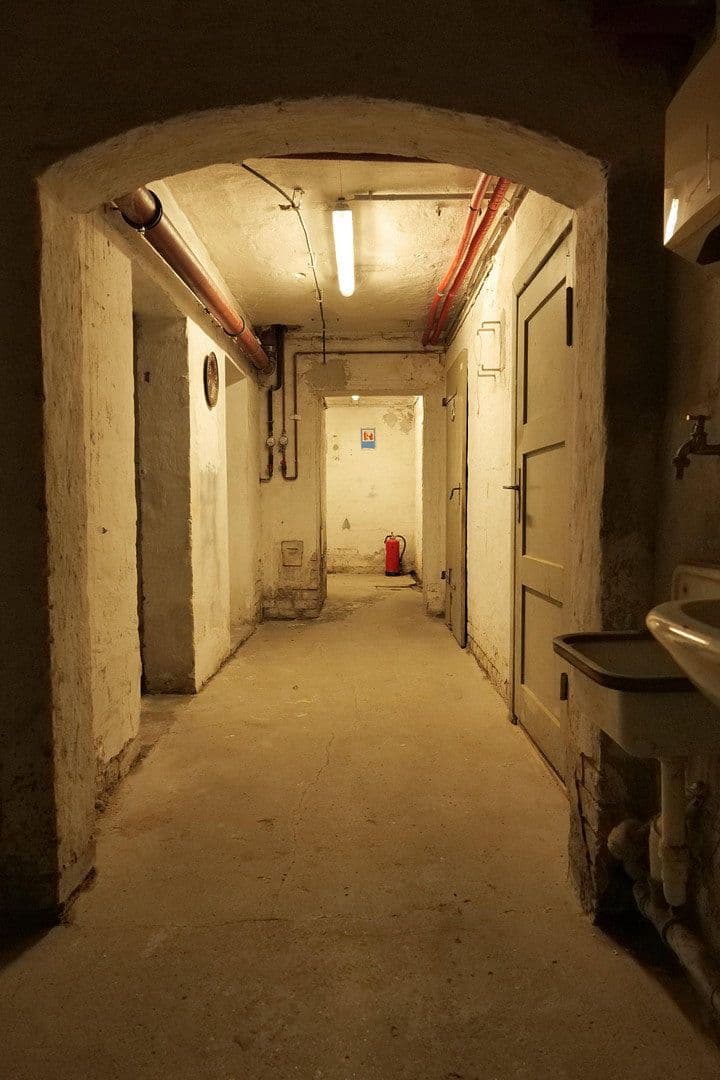 Predaj domu 335 m², pozemek 725 m², Ernst-Thälmann-Straße 13, Sagard, Meklenbursko-Predpomoransko Predaj domu 335 m², pozemek 725 m², Ernst-Thälmann-Straße 13, Sagard, Meklenbursko-Predpomoransko