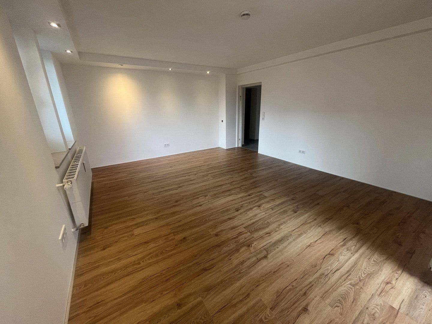 Prenájom bytu 1-izbový 42 m², Nürtingen, Bádensko-Wurttembersko Prenájom bytu 1-izbový 42 m², Nürtingen, Bádensko-Wurttembersko