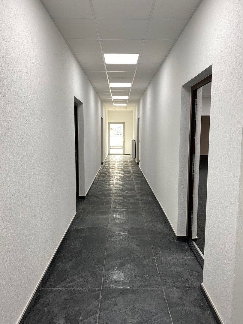 Predaj kancelárie 1.000 m², Großmehring, Bavorsko Predaj kancelárie 1.000 m², Großmehring, Bavorsko