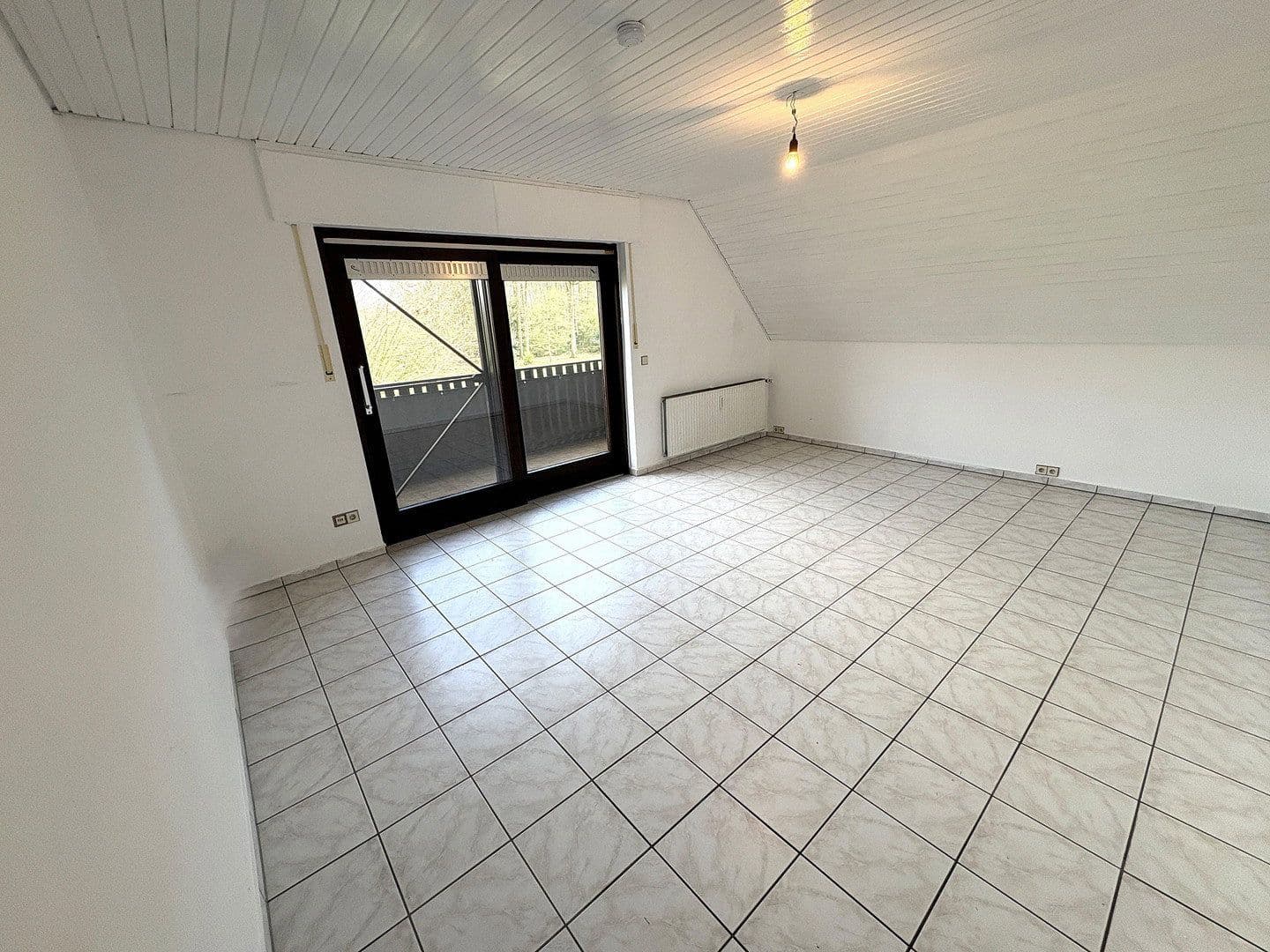 Prenájom bytu 4-izbový 116 m², Ostbevern, Severné Porýnie - Westfálsko Prenájom bytu 4-izbový 116 m², Ostbevern, Severné Porýnie - Westfálsko