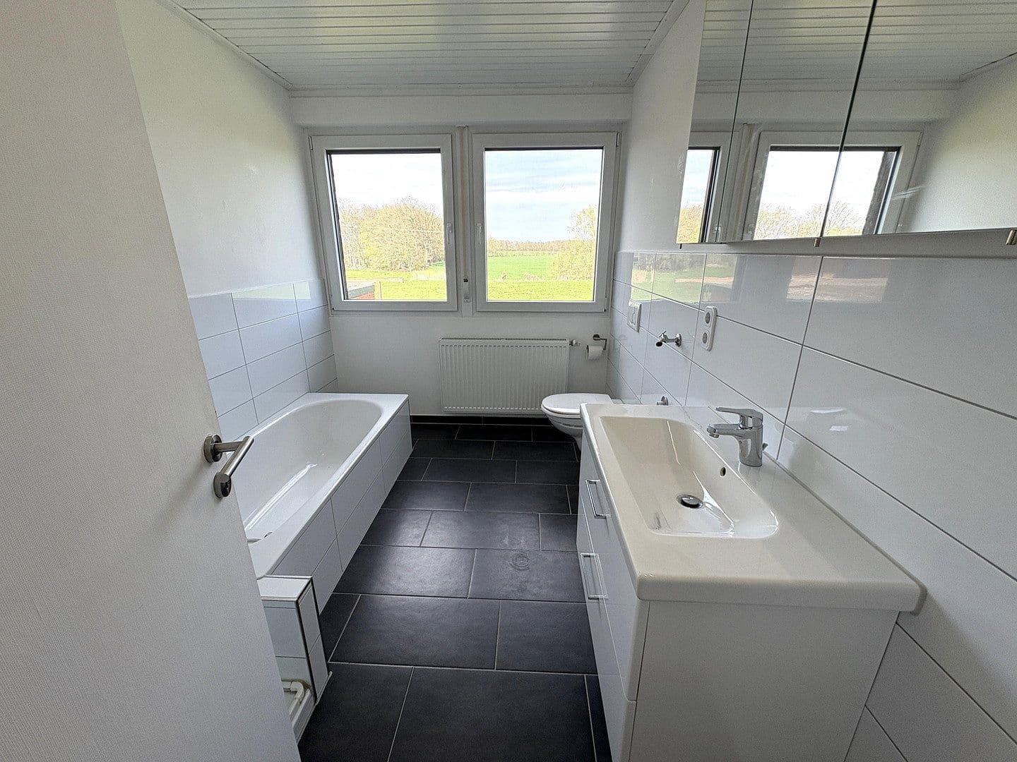 Prenájom bytu 4-izbový 116 m², Ostbevern, Severné Porýnie - Westfálsko Prenájom bytu 4-izbový 116 m², Ostbevern, Severné Porýnie - Westfálsko