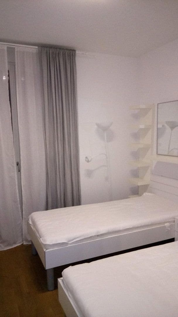 Prenájom bytu 3-izbový 95 m², Leipzig, Sasko Prenájom bytu 3-izbový 95 m², Leipzig, Sasko