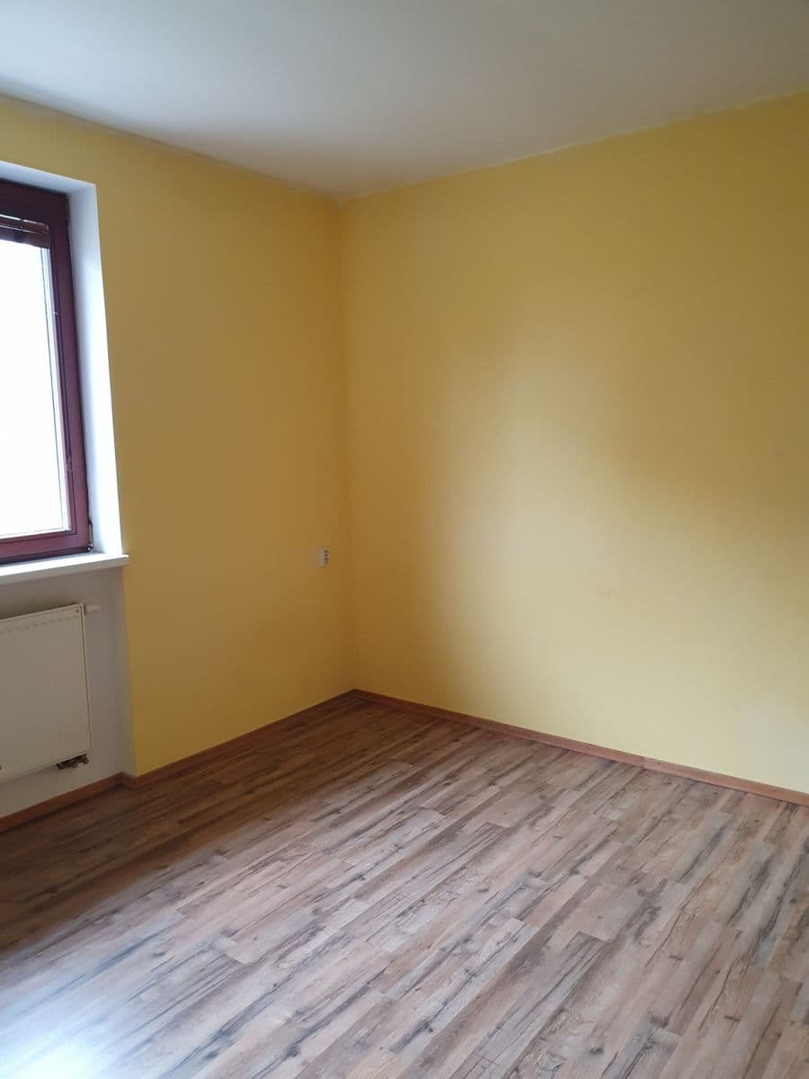 Prenájom bytu Garsoniéra 24 m², D. Tatarku, Piešťany, Trnavský kraj Prenájom bytu Garsoniéra 24 m², D. Tatarku, Piešťany, Trnavský kraj