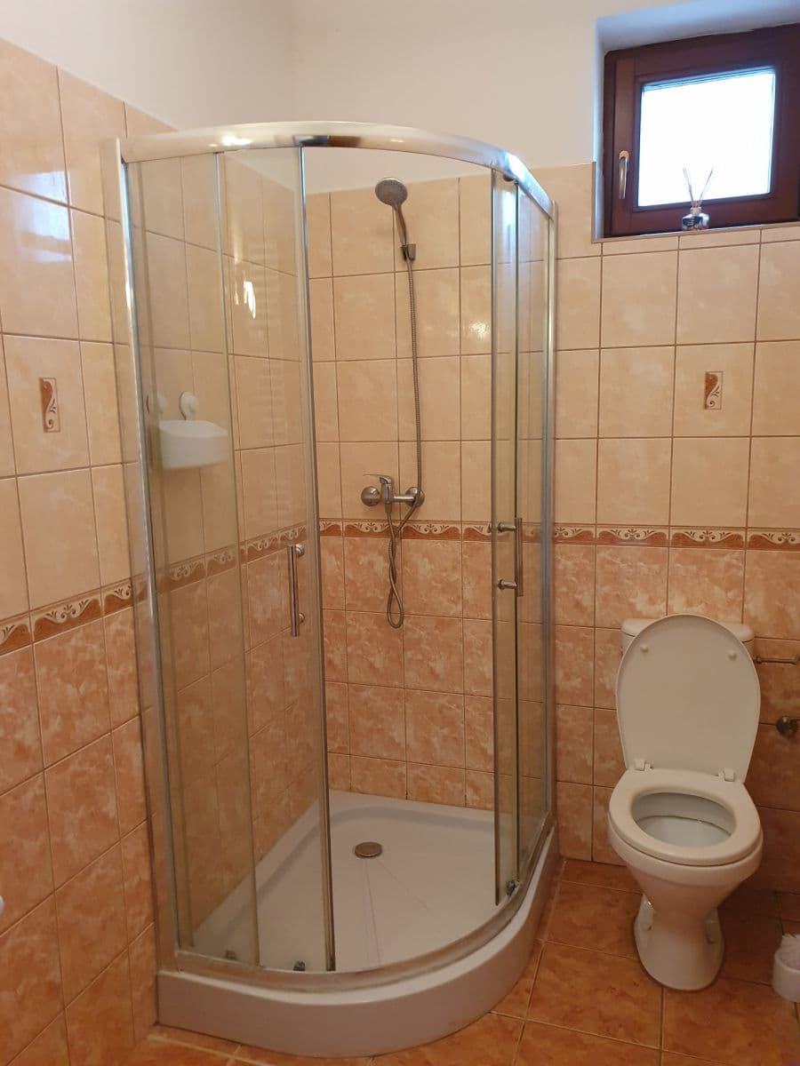 Prenájom bytu Garsoniéra 24 m², D. Tatarku, Piešťany, Trnavský kraj Prenájom bytu Garsoniéra 24 m², D. Tatarku, Piešťany, Trnavský kraj