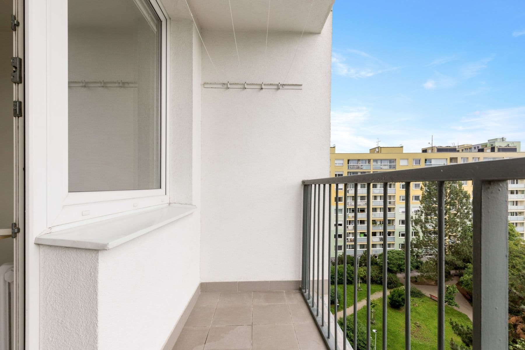 Prenájom bytu 3-izbový 63 m², V průčelí, Praha, Praha Prenájom bytu 3-izbový 63 m², V průčelí, Praha, Praha