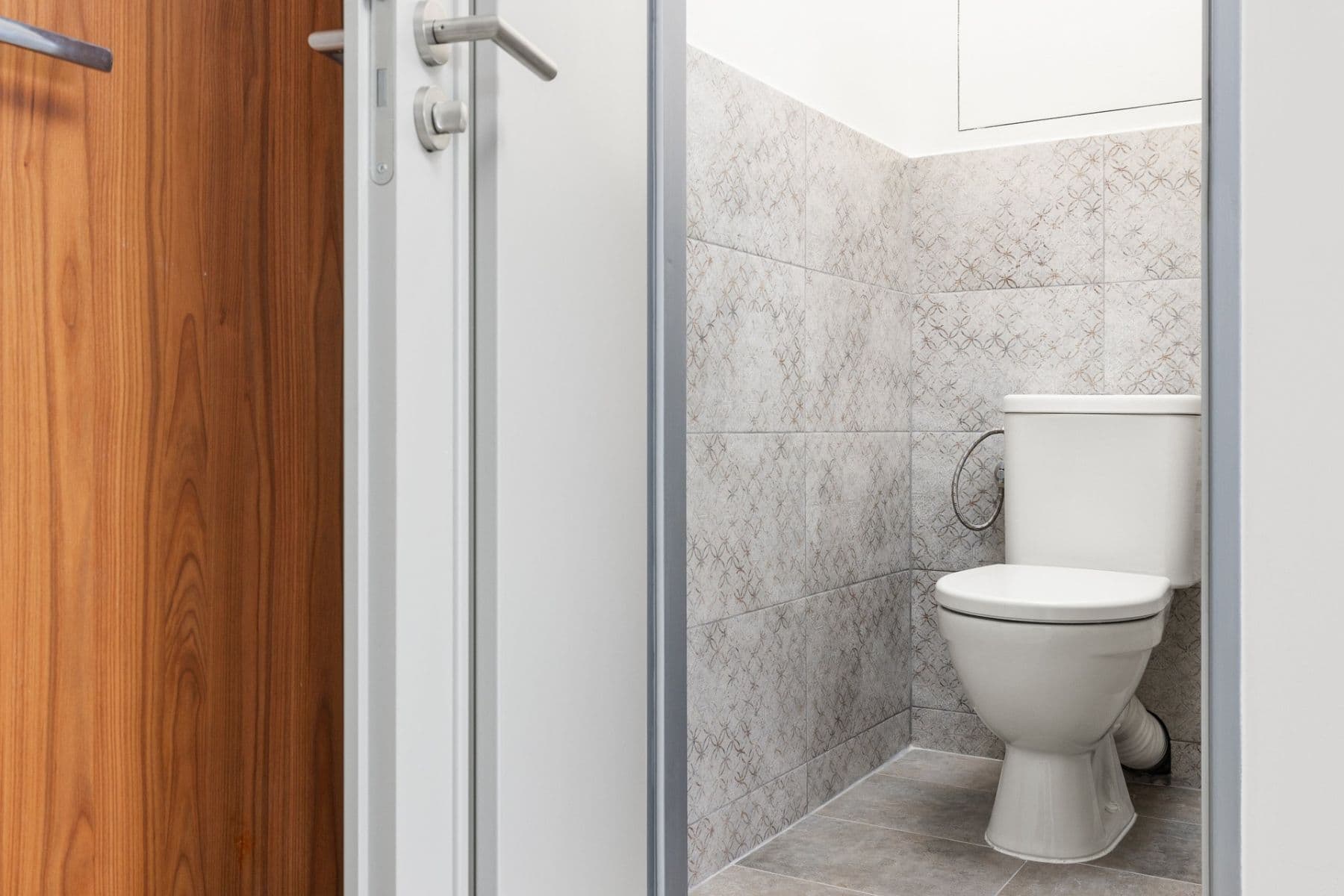 Prenájom bytu 3-izbový 63 m², V průčelí, Praha, Praha Prenájom bytu 3-izbový 63 m², V průčelí, Praha, Praha